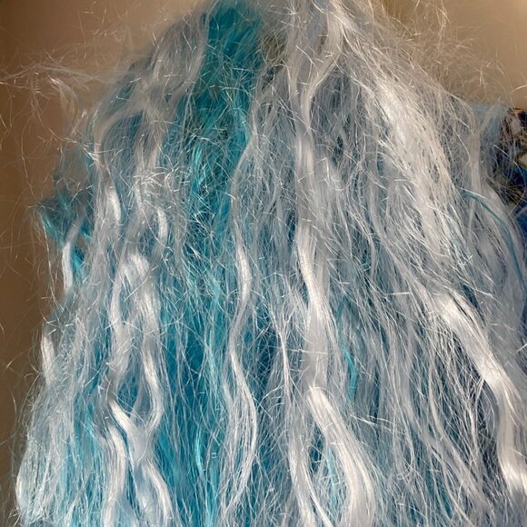 Disney Descendants 4 The Rise of Red – Chloe Costume - Picture 14 of 15